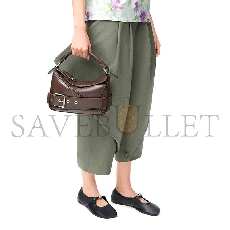 L0ew* small puzzle biker bag in shiny calfskin a510s21xc7 (24*16.5*10.5cm)